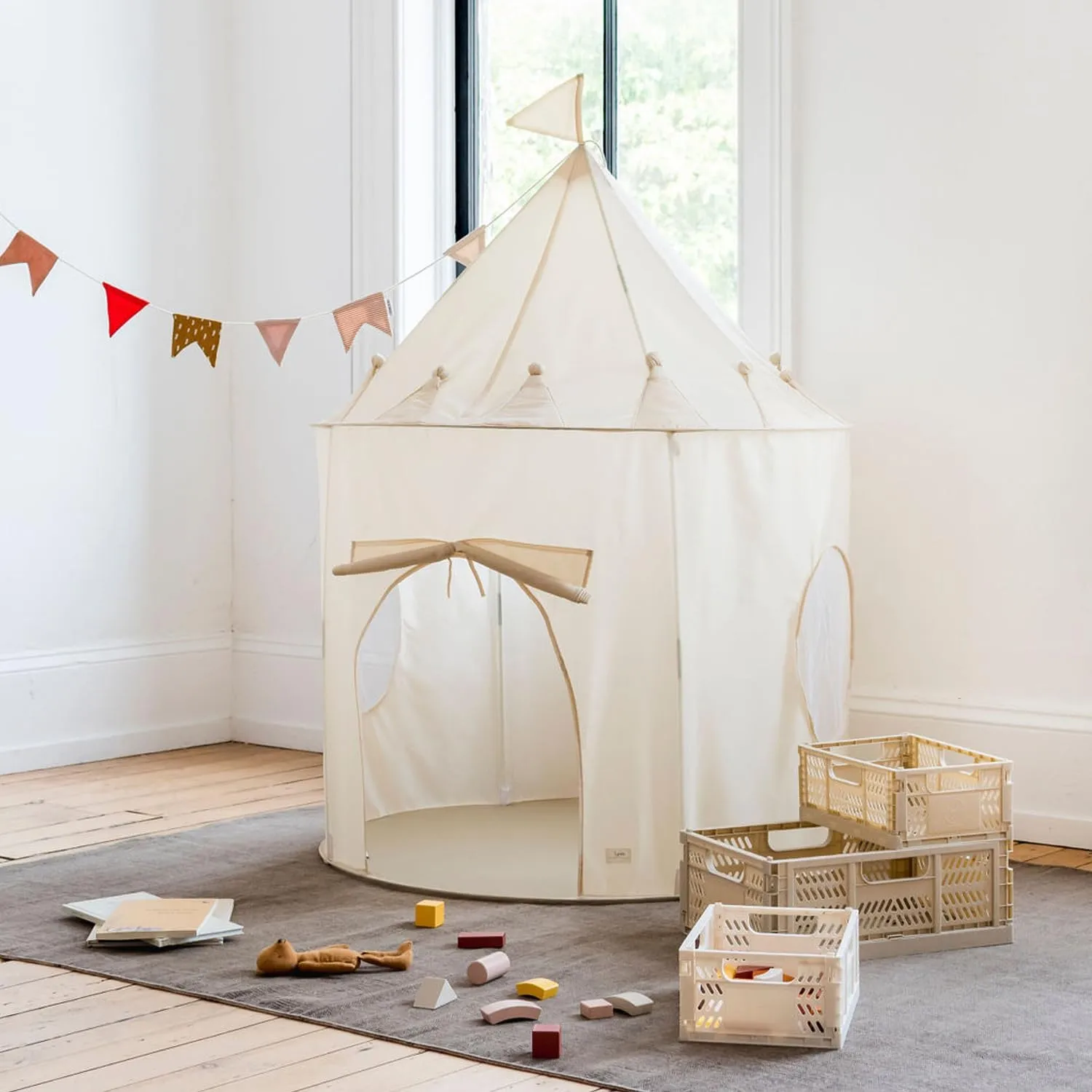3 Sprouts Kids Play Tent - Sustainable Recycled Fabric – Fun Spacious Childs Playhouse for Indoor Games for Boys & Girls - Durable Fort Pop Up House for Toddlers & Children Age 3-10 - Beige
