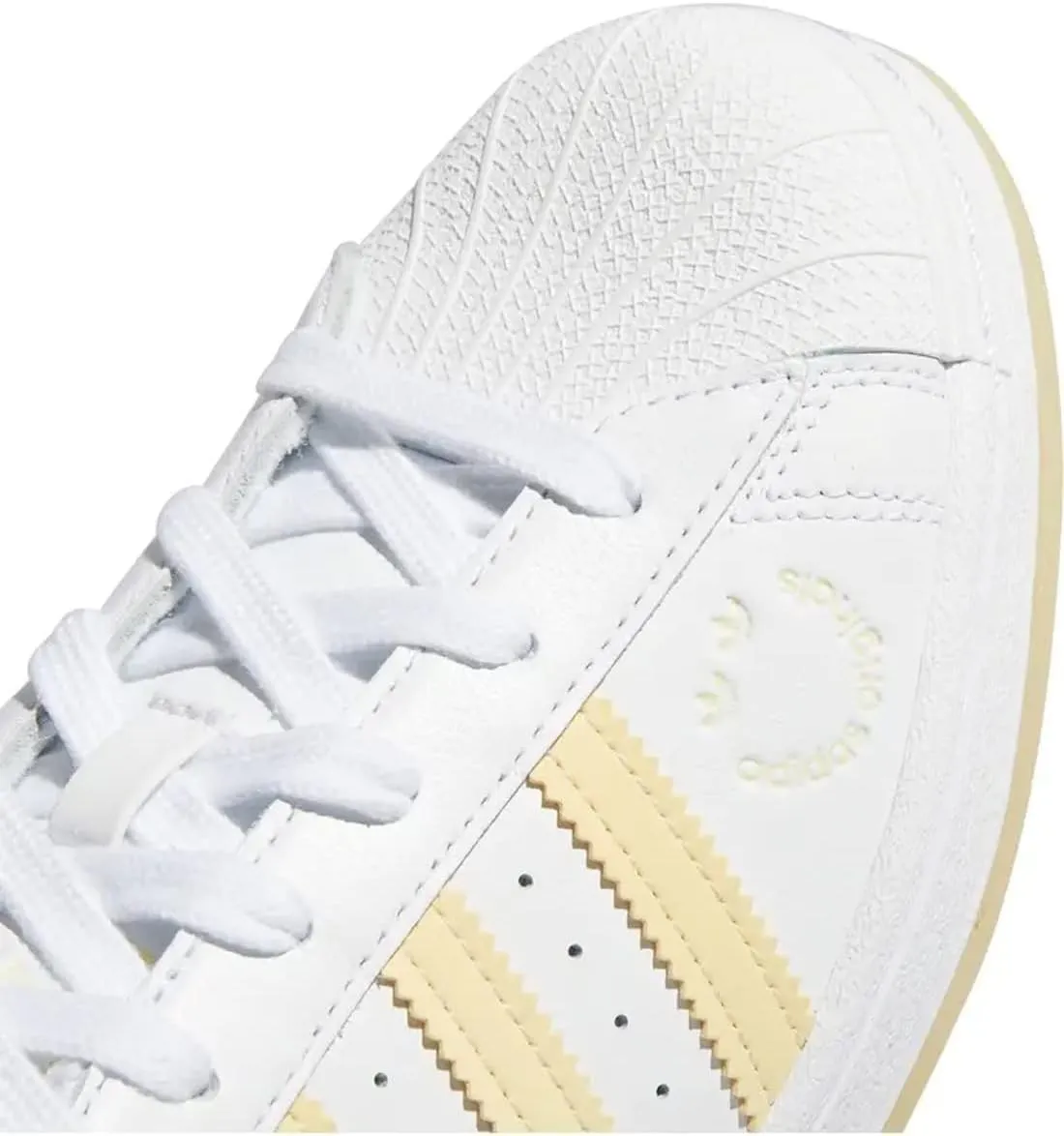 adidas Women's Superstar W Trainers