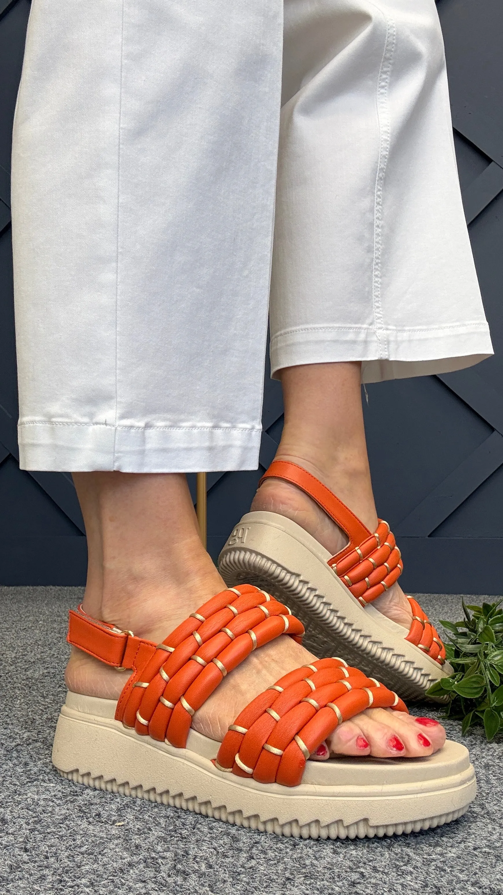 Arena Sandal