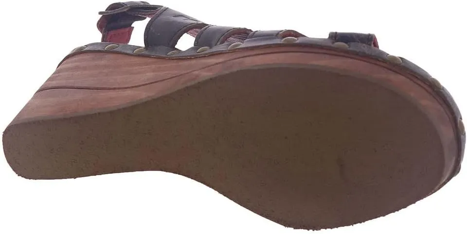Bed:Stu Naiya Women's Sandal