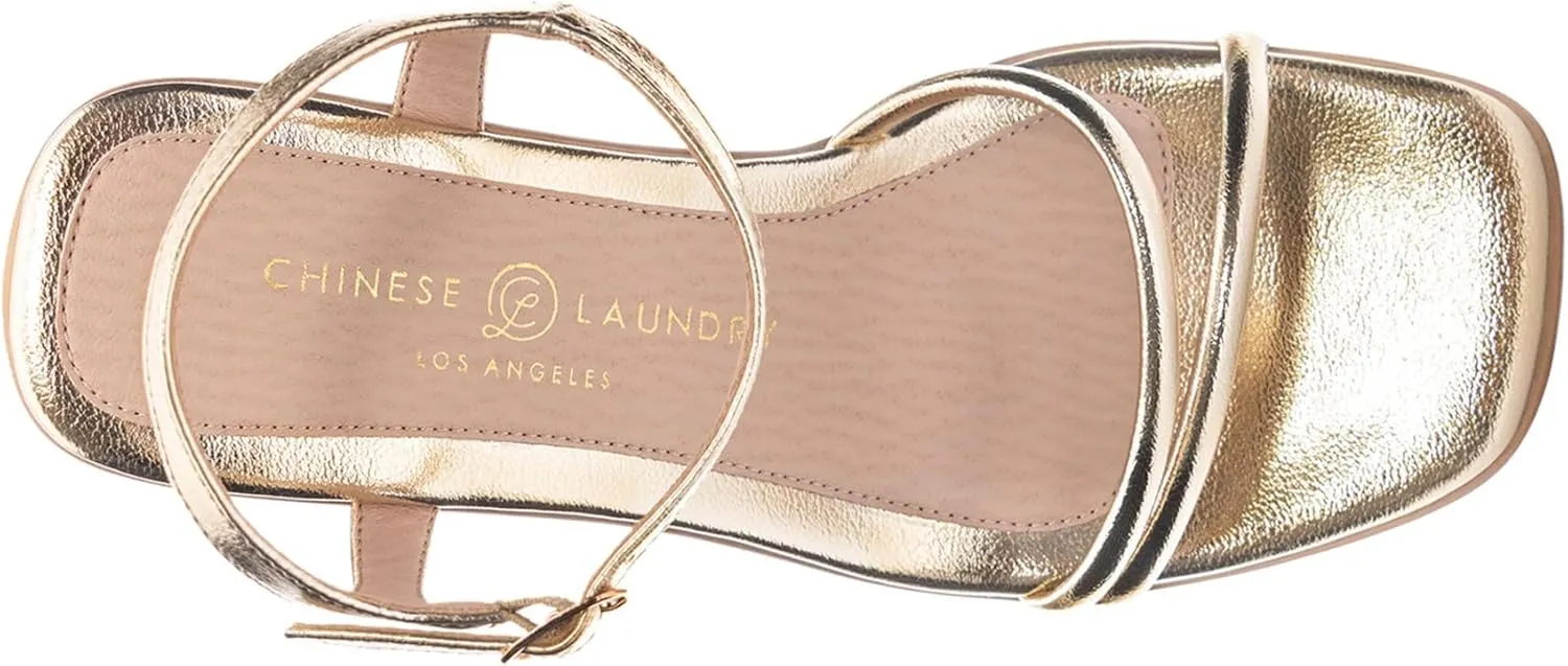 Chinese Laundry Women's Avianna Wedge Sandal
