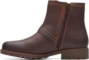 Clarks Unisex Aspra Buckle Sneaker, British Ta, 0 US Women