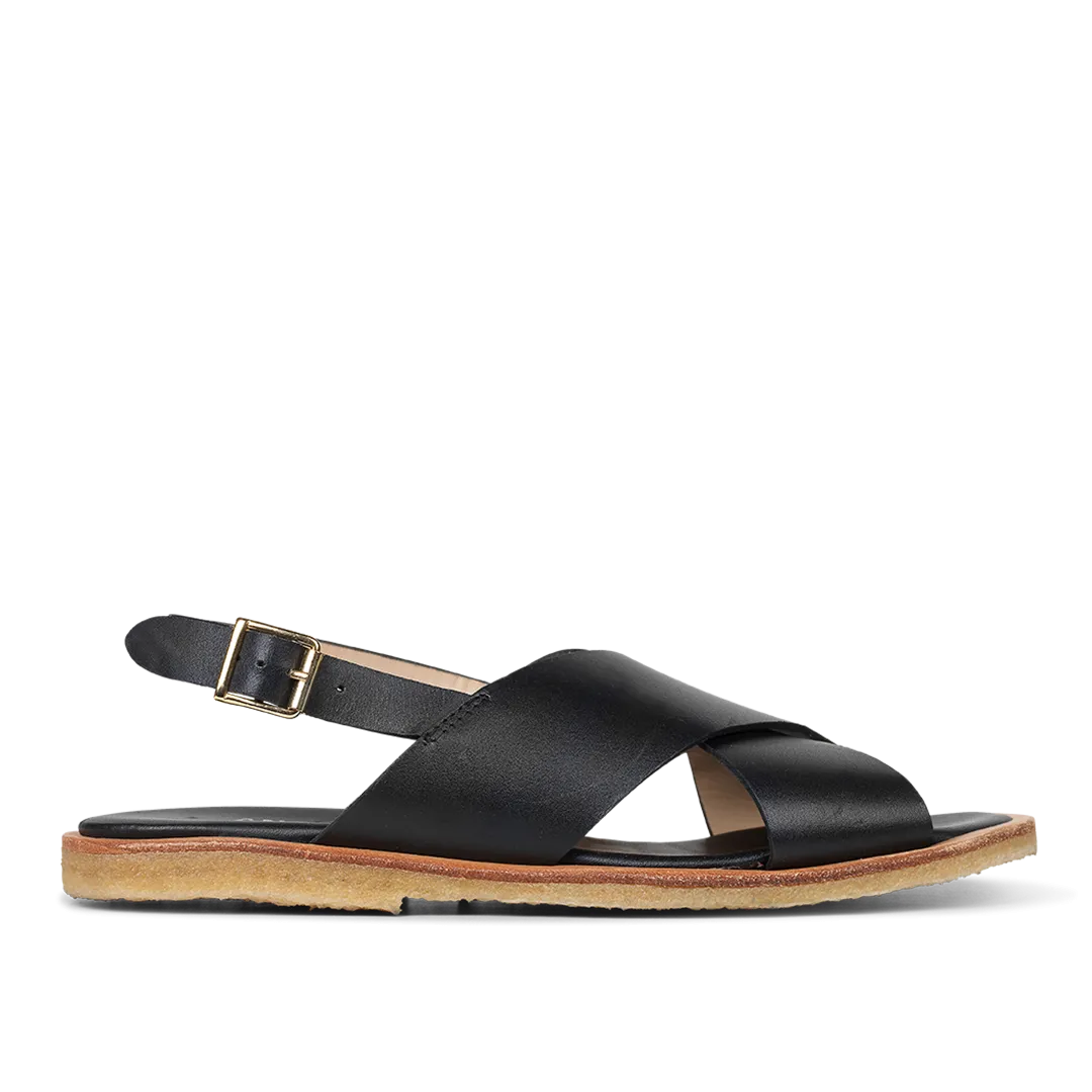 Classic cross sandal