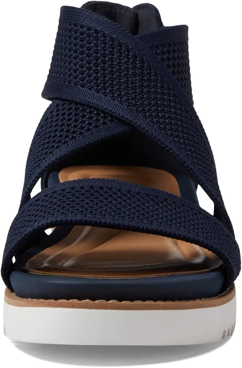 Easy Spirit Women's Wander 2 Flat Sandal