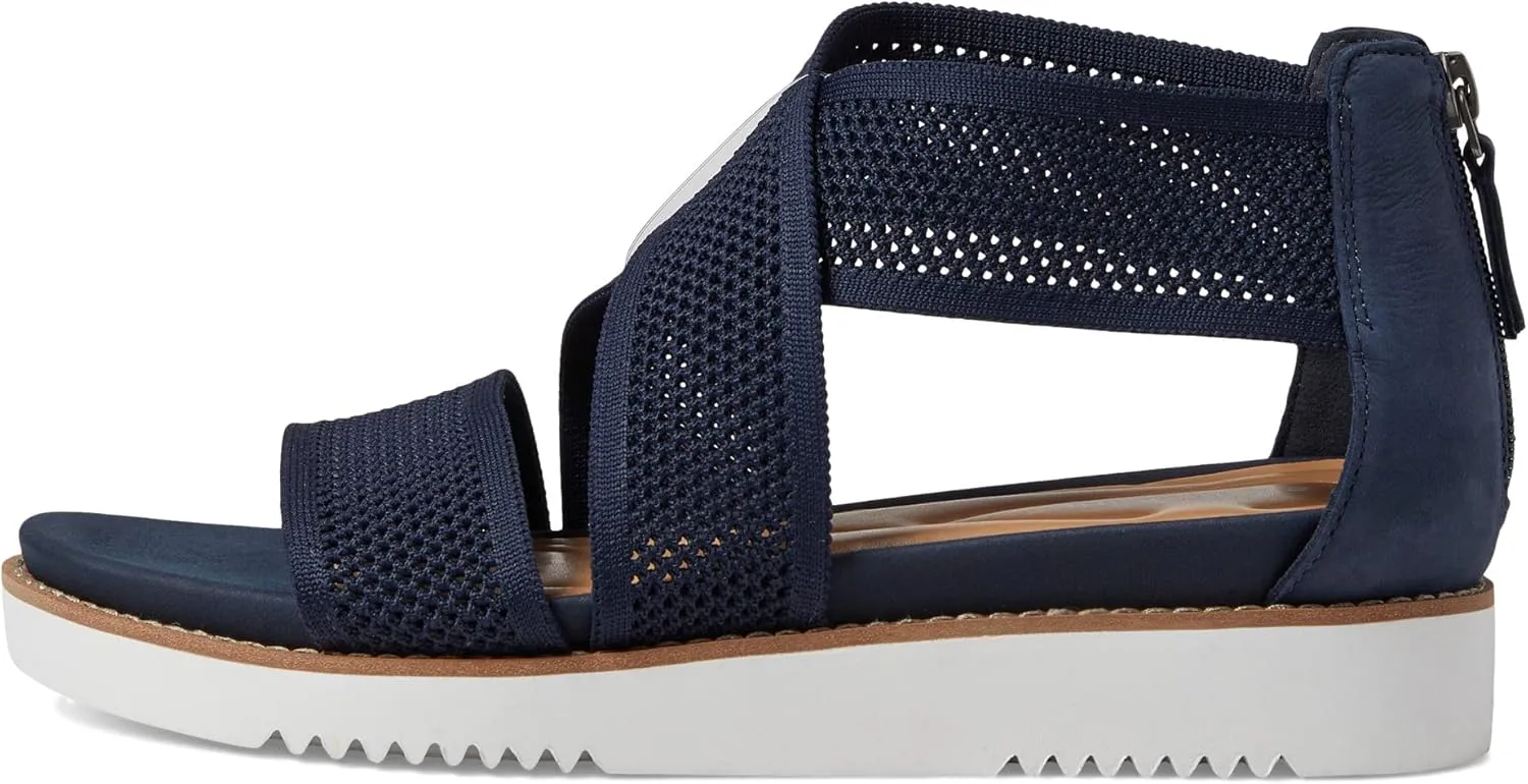 Easy Spirit Women's Wander 2 Flat Sandal