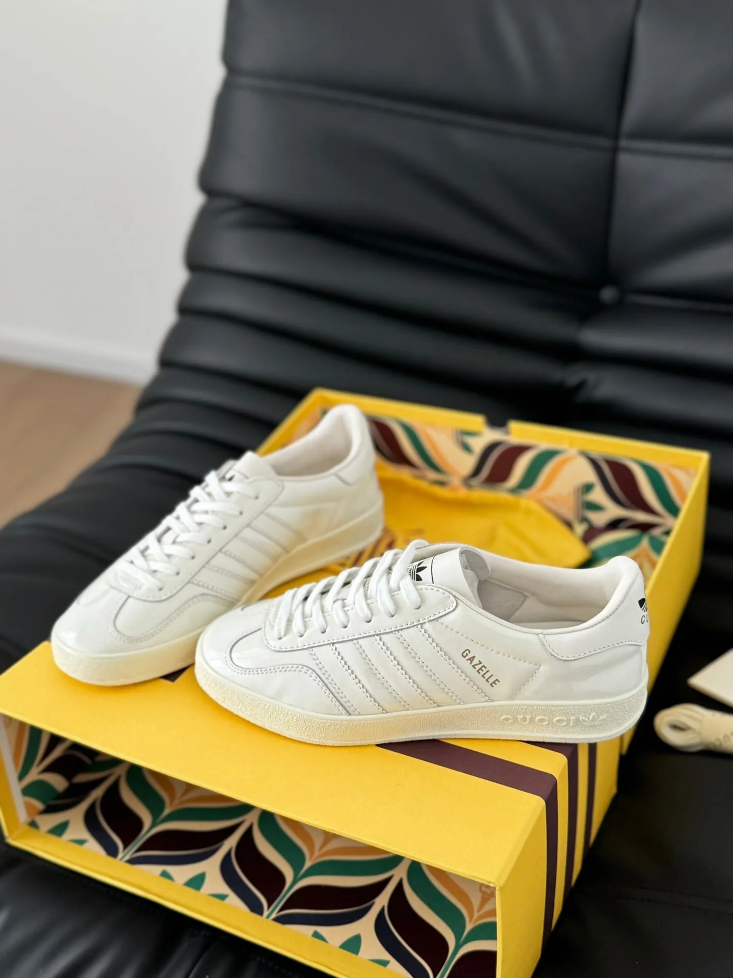 Hassle-free CALFSKIN GG GAZELLE & WHITE ADIDAS Gucci SNEAKER Energy-efficient