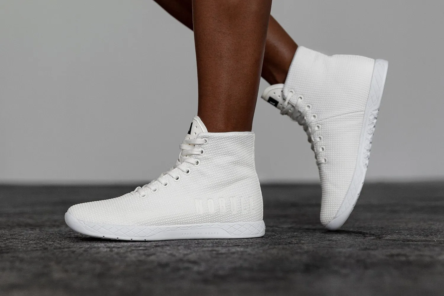 HIGH-TOP WHITE TRAINER (WOMEN'S)