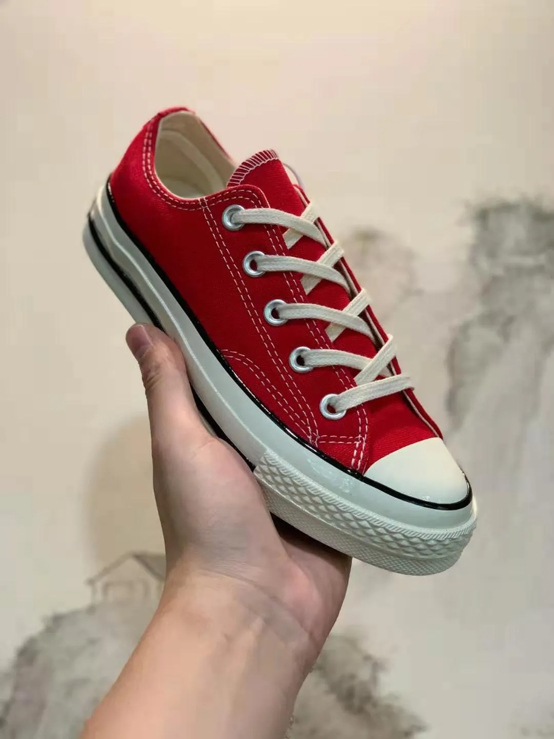 Ivory' Supportive Chuck 70 Ox Efficient communication 'Red