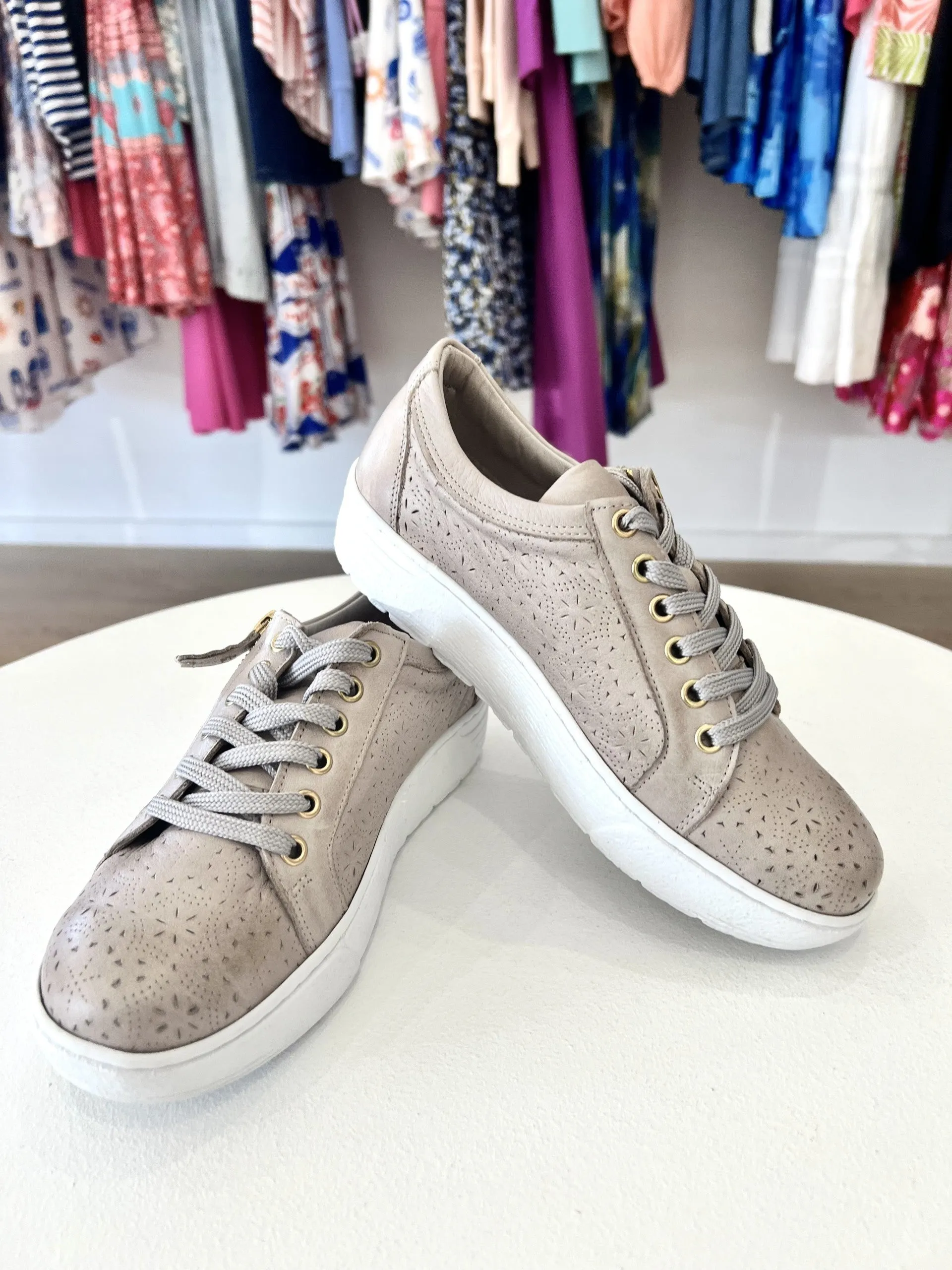 KODA TURKISH LEATHER LACE UP || TAUPE
