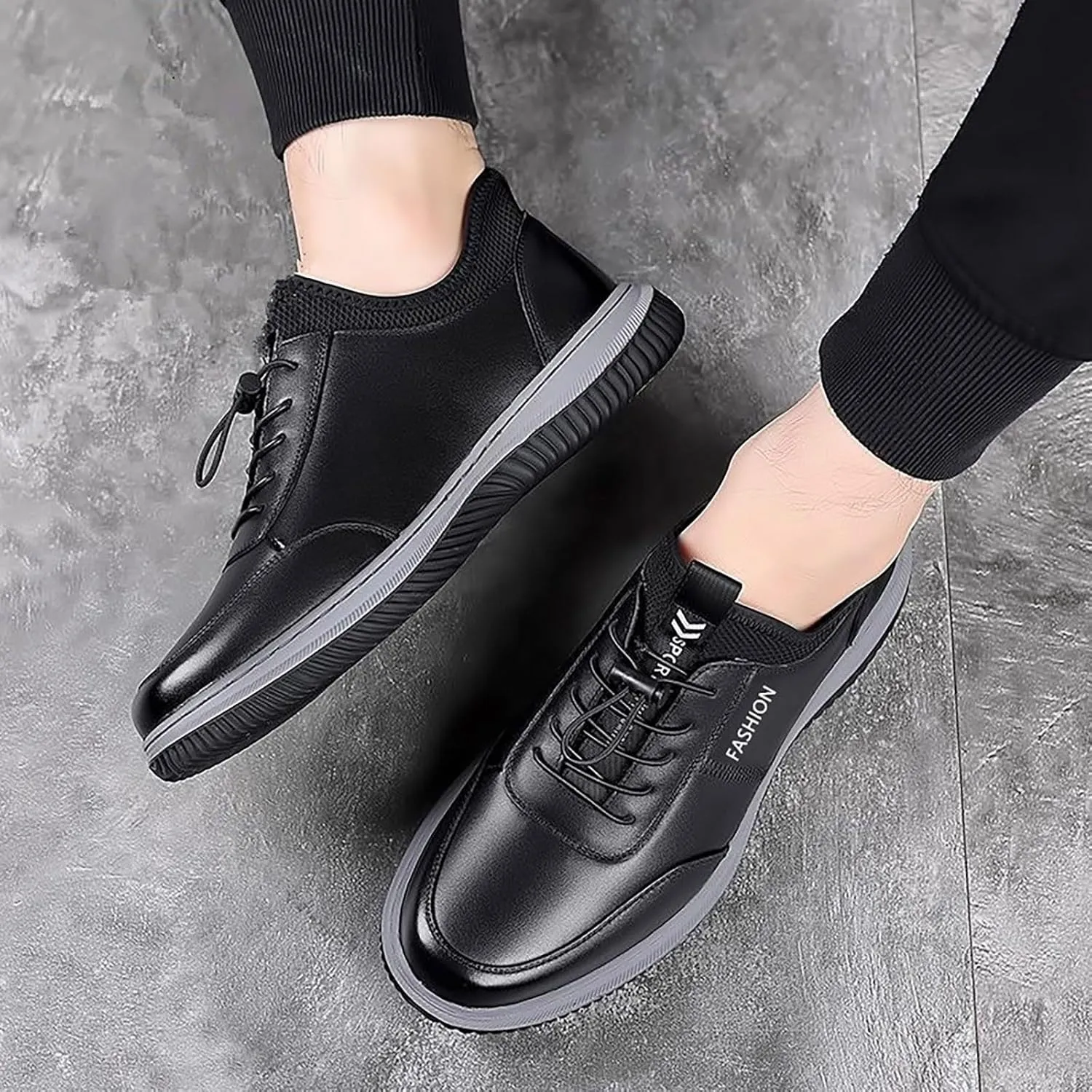Men Flat Mesh Sneaker Breathable Lightweight Solid Color Fashion Casual Shoes for Men Summer and Autumn