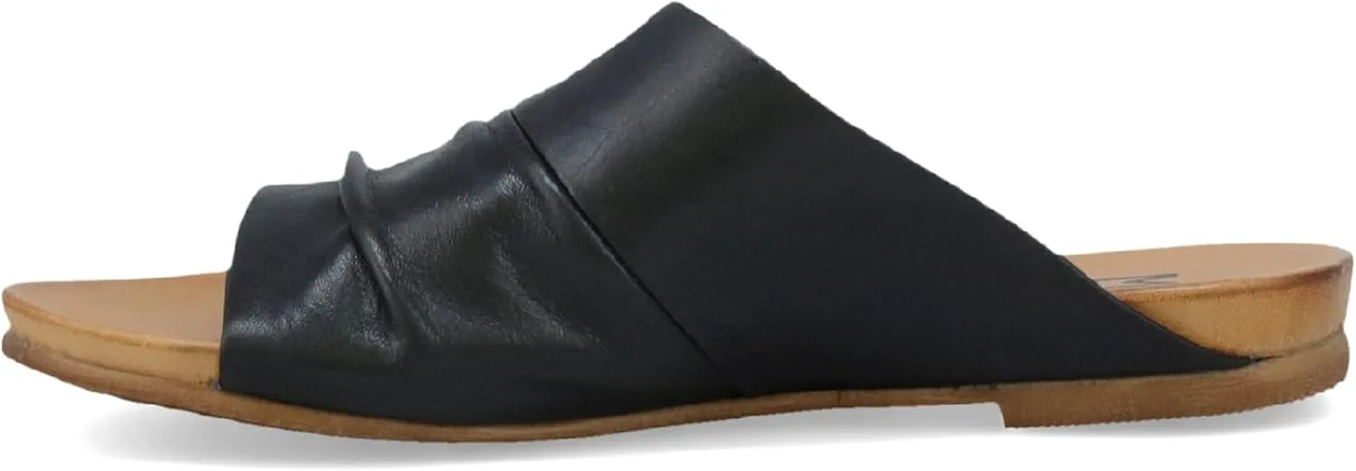 Miz Mooz Aria Women's Comfort Sandal