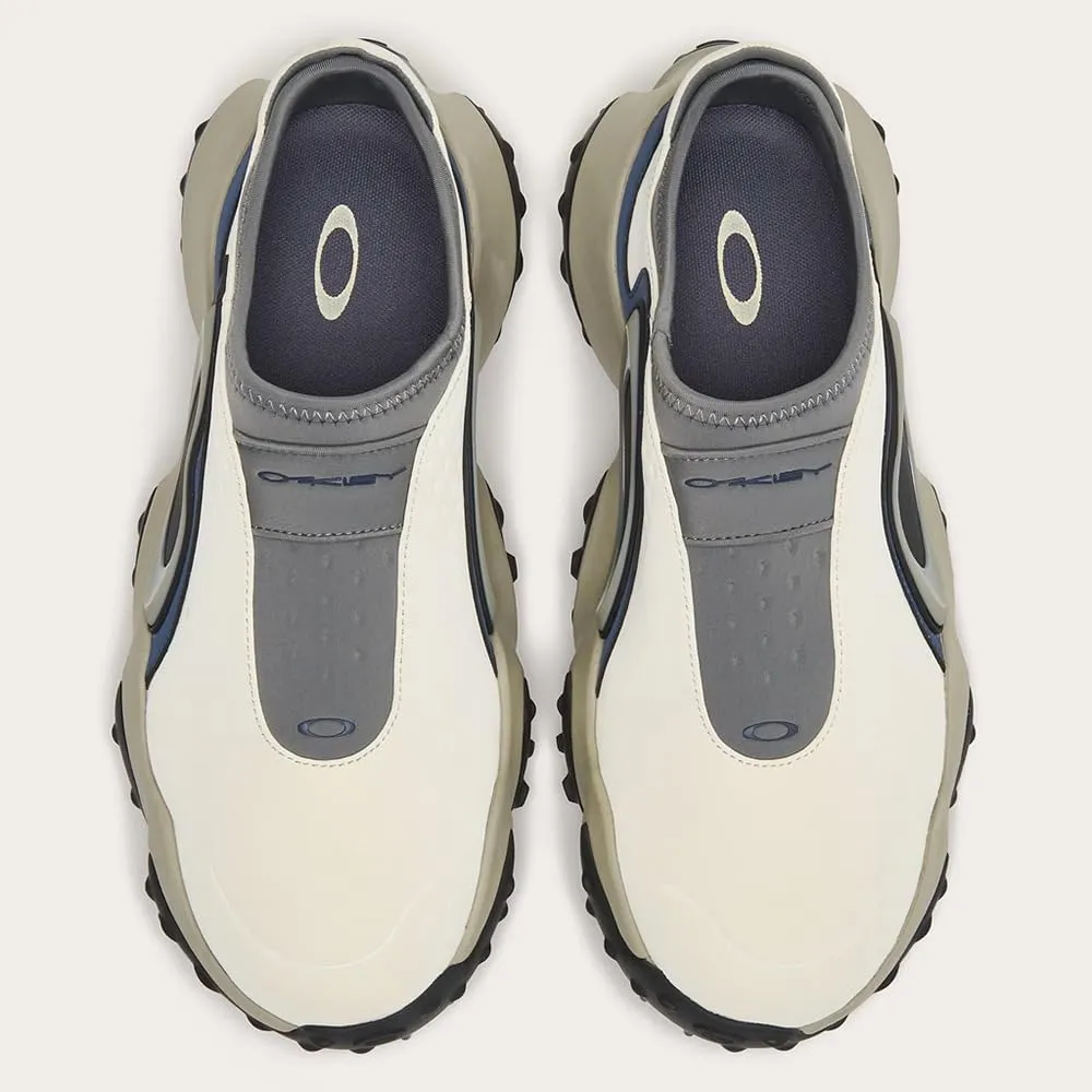 Oakley Men's Edge Icon Sneaker