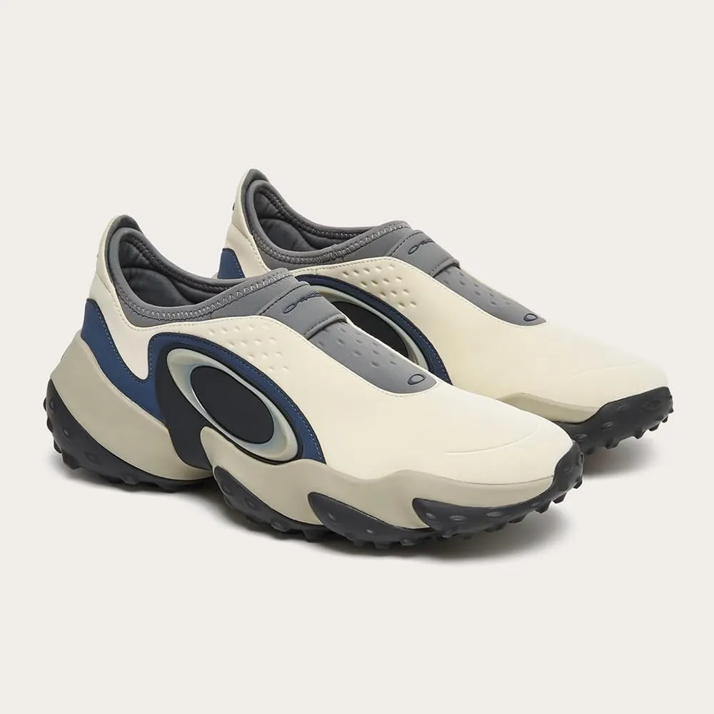 Oakley Men's Edge Icon Sneaker