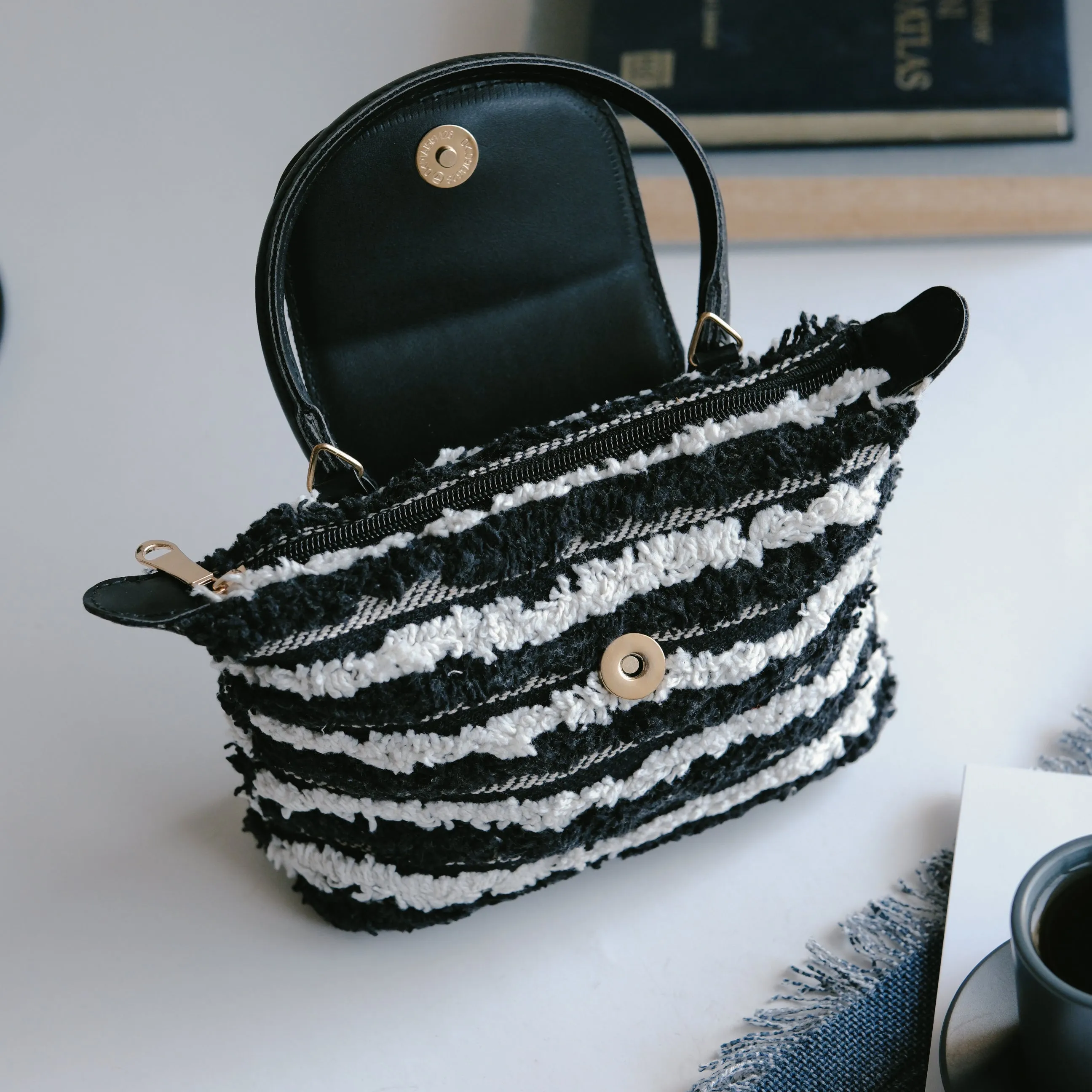 Petit Voyage Sling Bag- Salt and Pepper