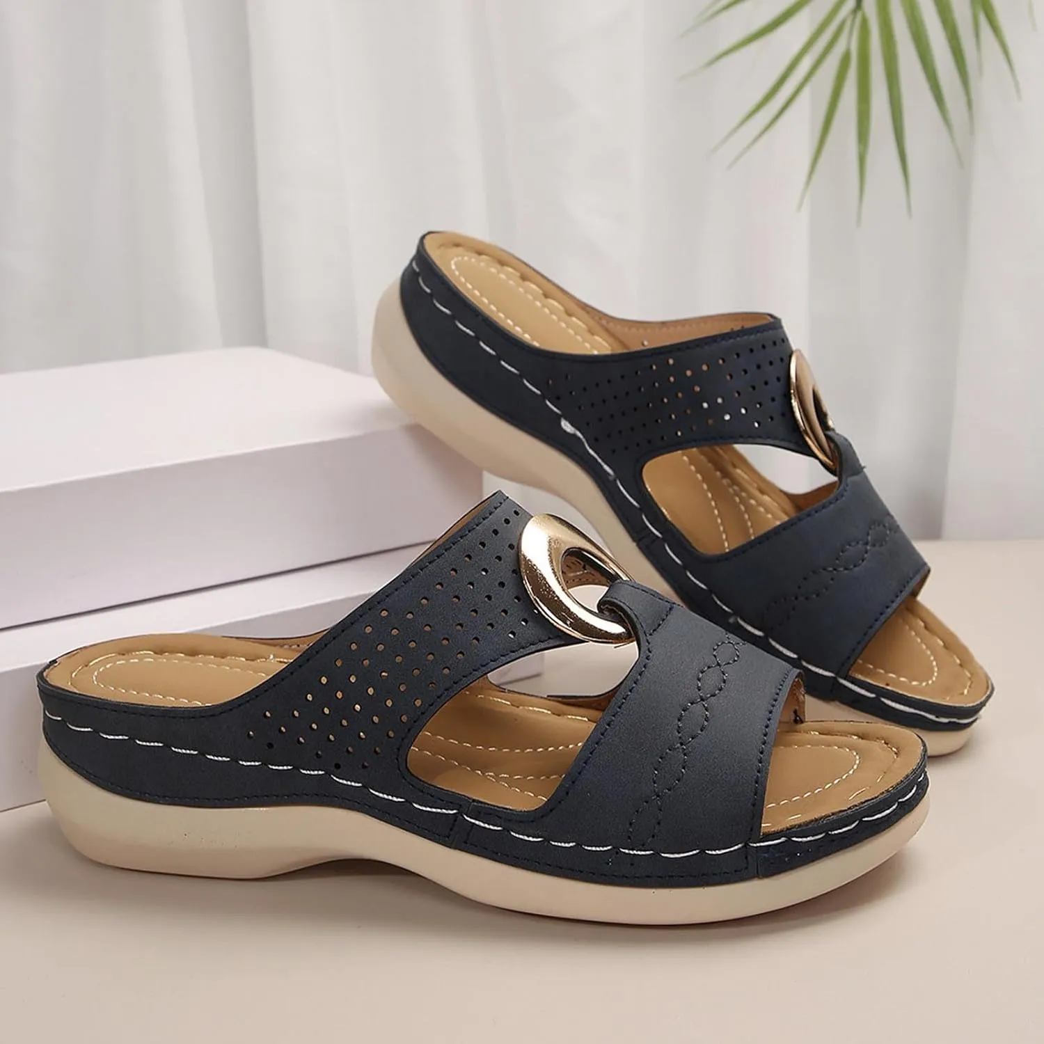 Women's Classic Leather Sandals Lightweight Flat Sandals Cute Hollow Out Flower One Stirrup Casual Walking Slippers, 4